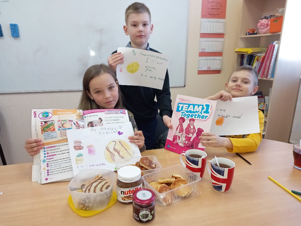 Дети 7-8 лет — на занятиях в English House